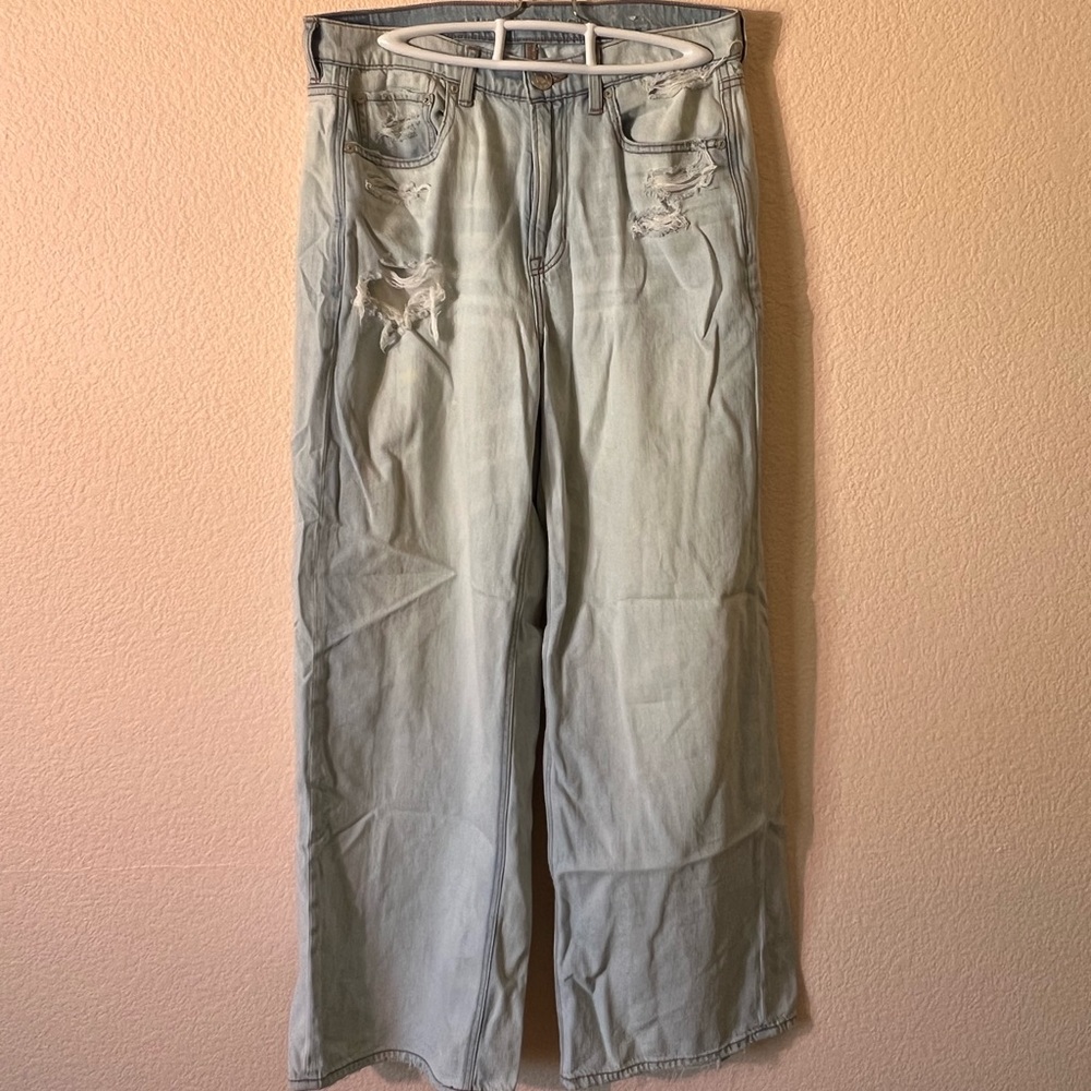 Dreamy Drape Stretch Super High-Waisted baggy 90’s Jeans